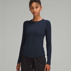 lululemon hold tight long sleeve - true navy - 6